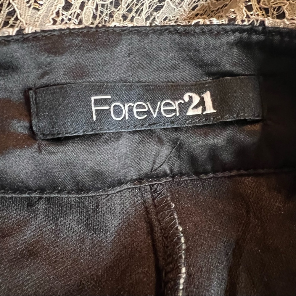 Forever 21 lace overlay pants SZ S - Picture 6 of 6